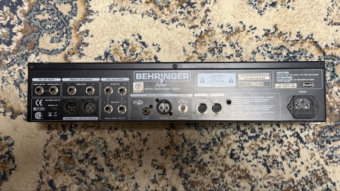 BASS V-AMP PRO Behringer ベースエフェクター