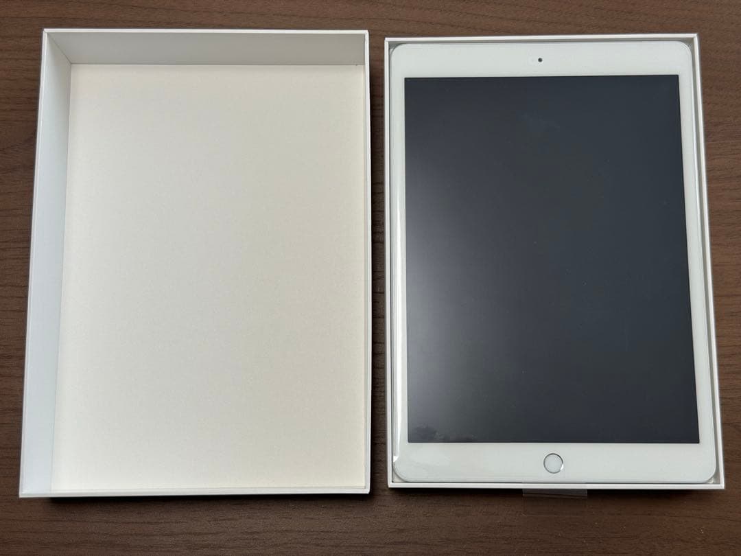 Apple iPad 第7世代 32GB Silver MW752J/A