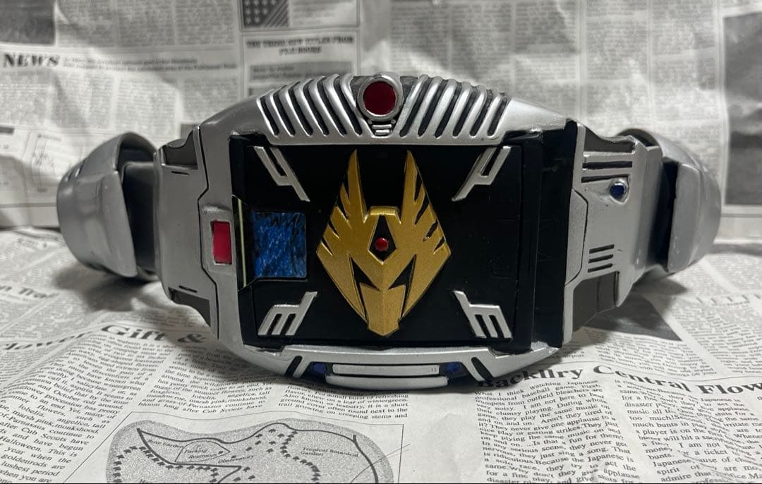 仮面ライダー龍騎　アトラク　Vバックル