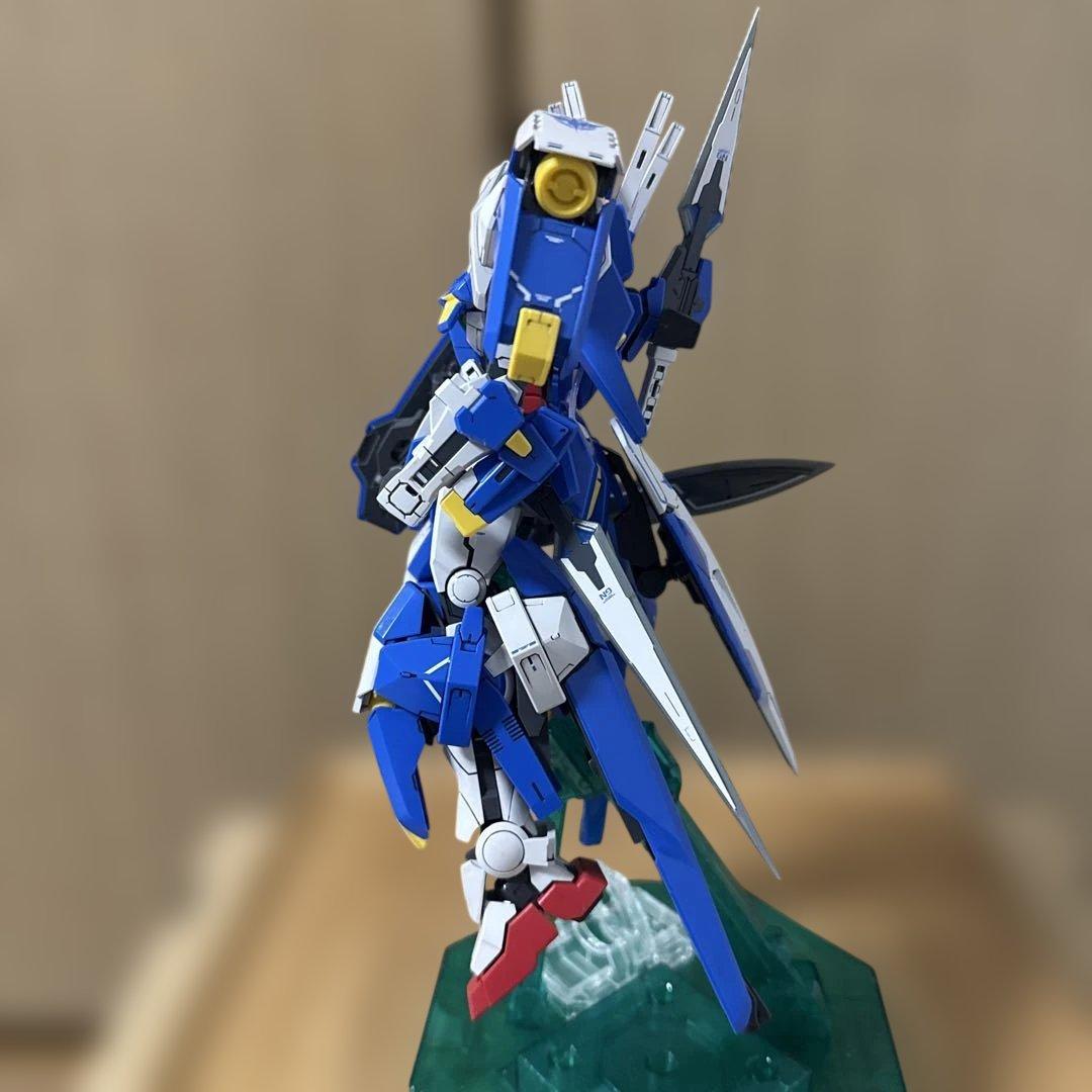 ＭＧ 1/100 ガンダムアヴァランチエクシアダッシュ　完成品