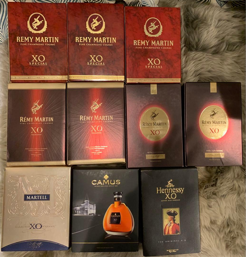 響き　ウィスキー　空き瓶