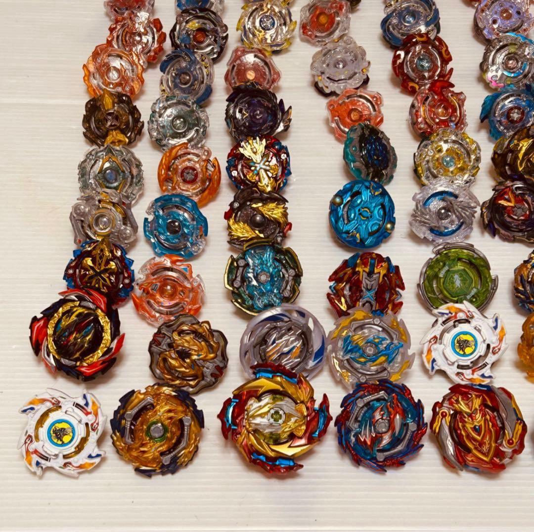 まとめて ベイブレードバースト 165個 ランチャー パーツ スタジアム付き