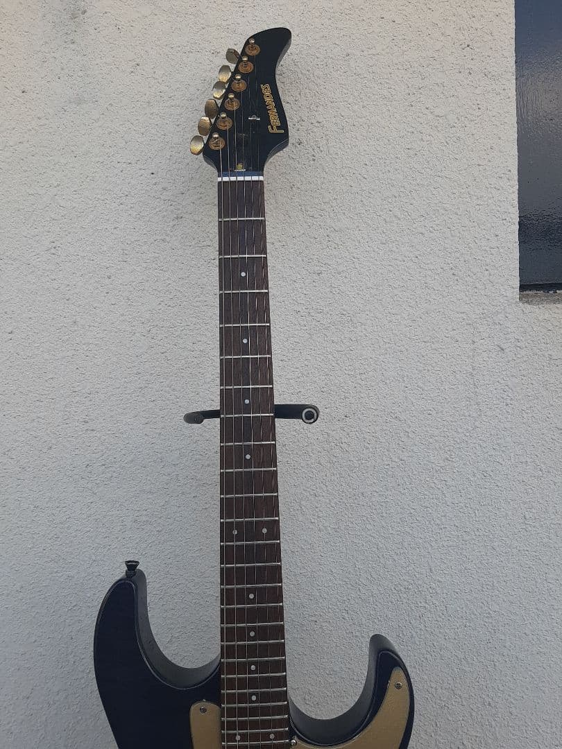 最終値下げ加熱処理ＡＩＹ再生フェルナンデスストラトタイプ3SノイズレスPUメタ紺