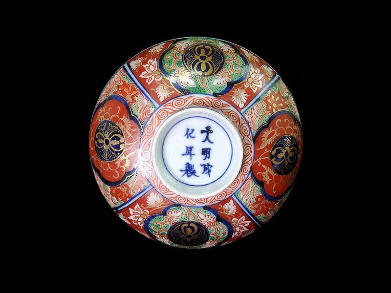 大聖寺伊万里　唐子に桜花　金唐草に花の図　大振蓋茶碗　D073AS-CPe