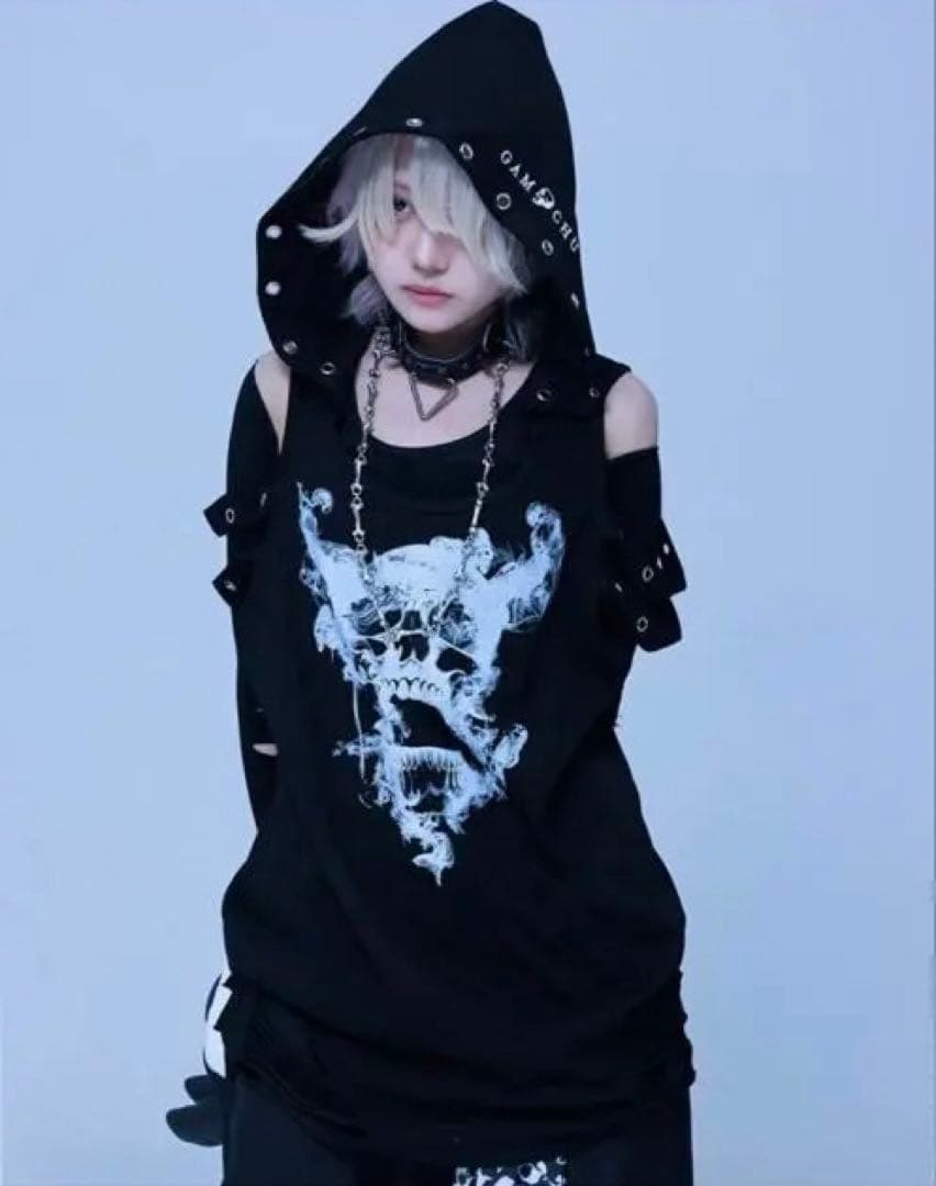 Gamchu【ガムチュ】ボクはずっと日陰にいたいなフード付きスカルタンクトップ