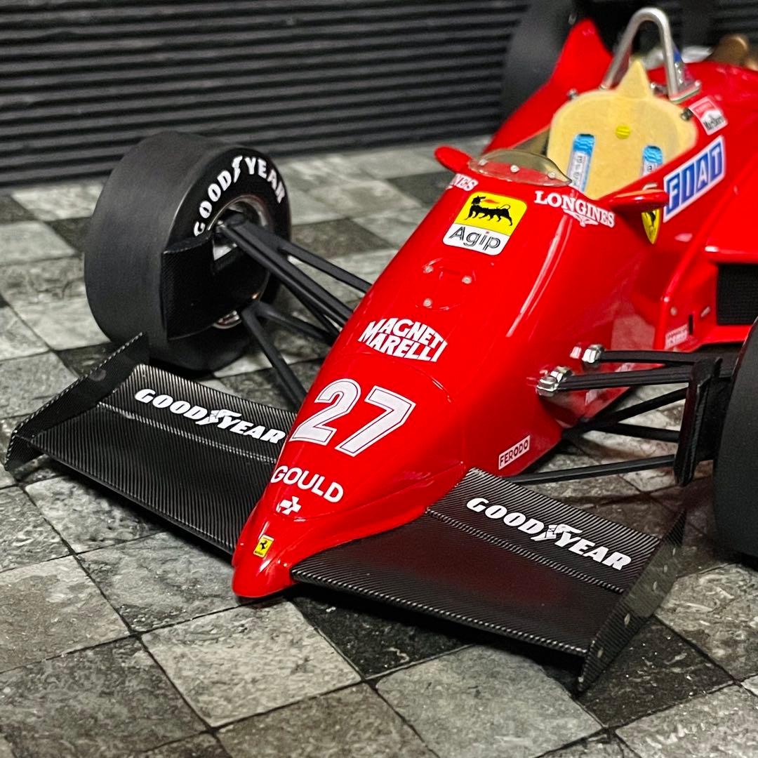 カスタム品 1/18 GP replicas フェラーリ 126C4 1984