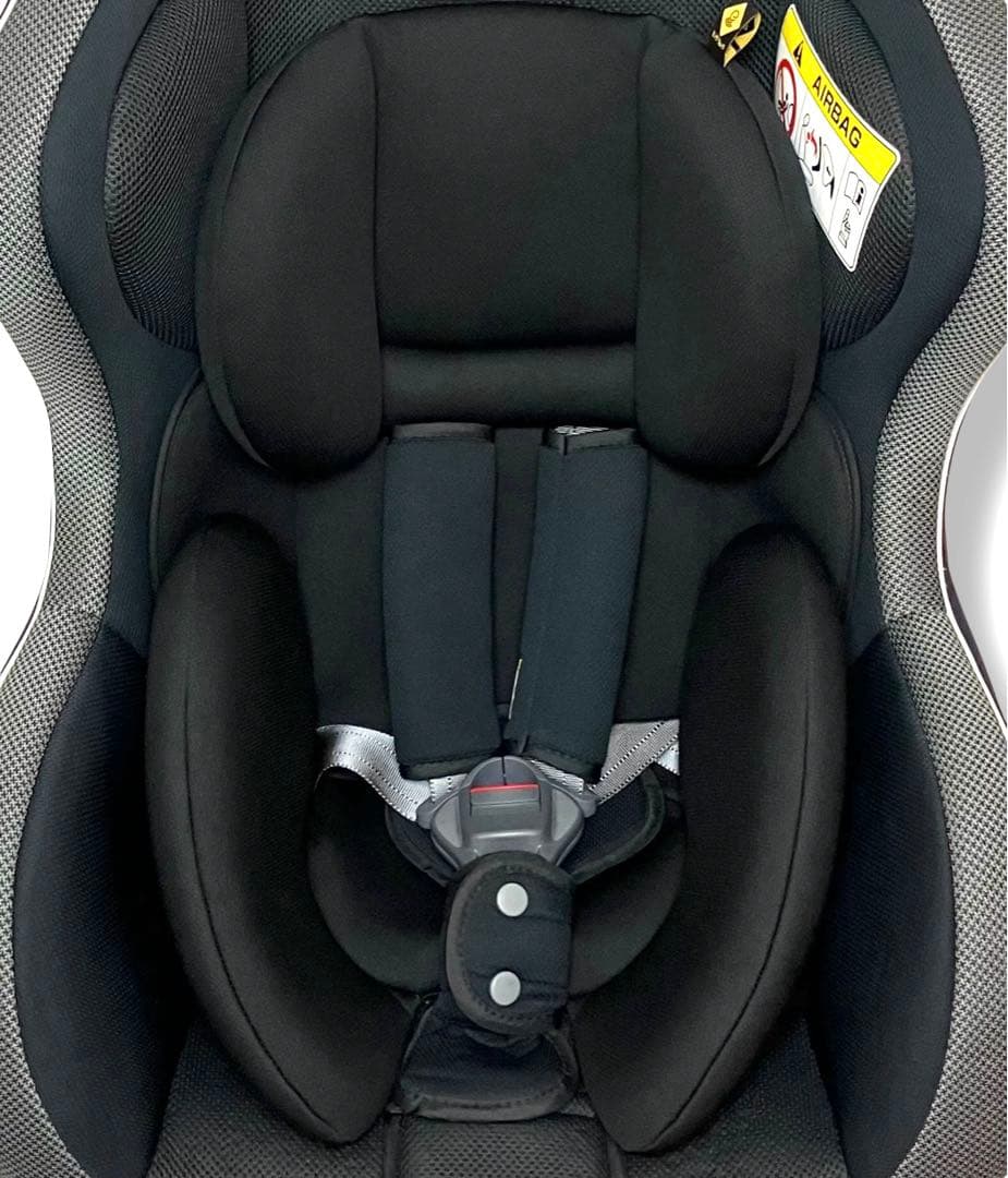 美品 送料無料 コンビ ウィゴーサイドプロテクションエッグショック シートベルト