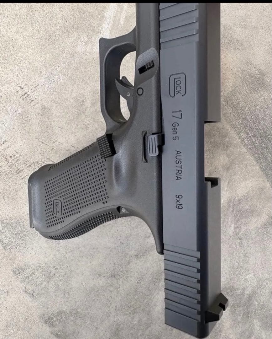 GLOCK 17 Gen5 ブラックモデルガン