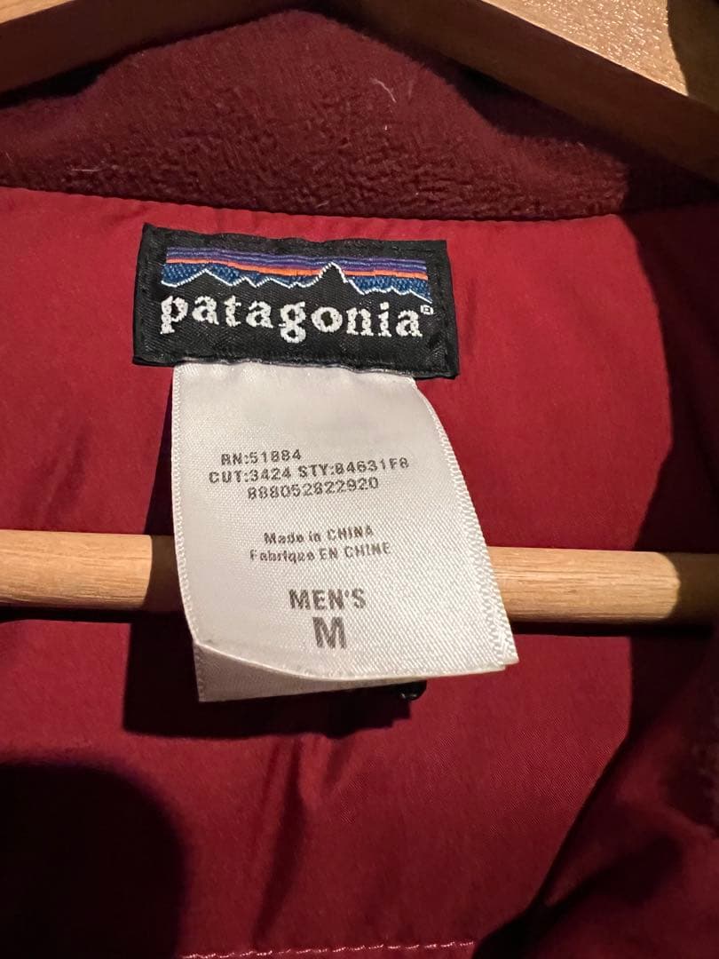 patagonia インサレーション ダウンベスト M 赤 RED