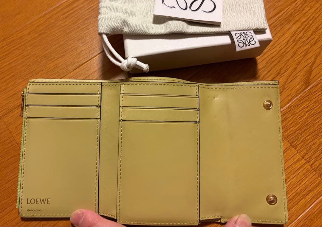 ロエベ　LOEWE◆リピート バーティカル ウォレット スモール　三つ折り財布