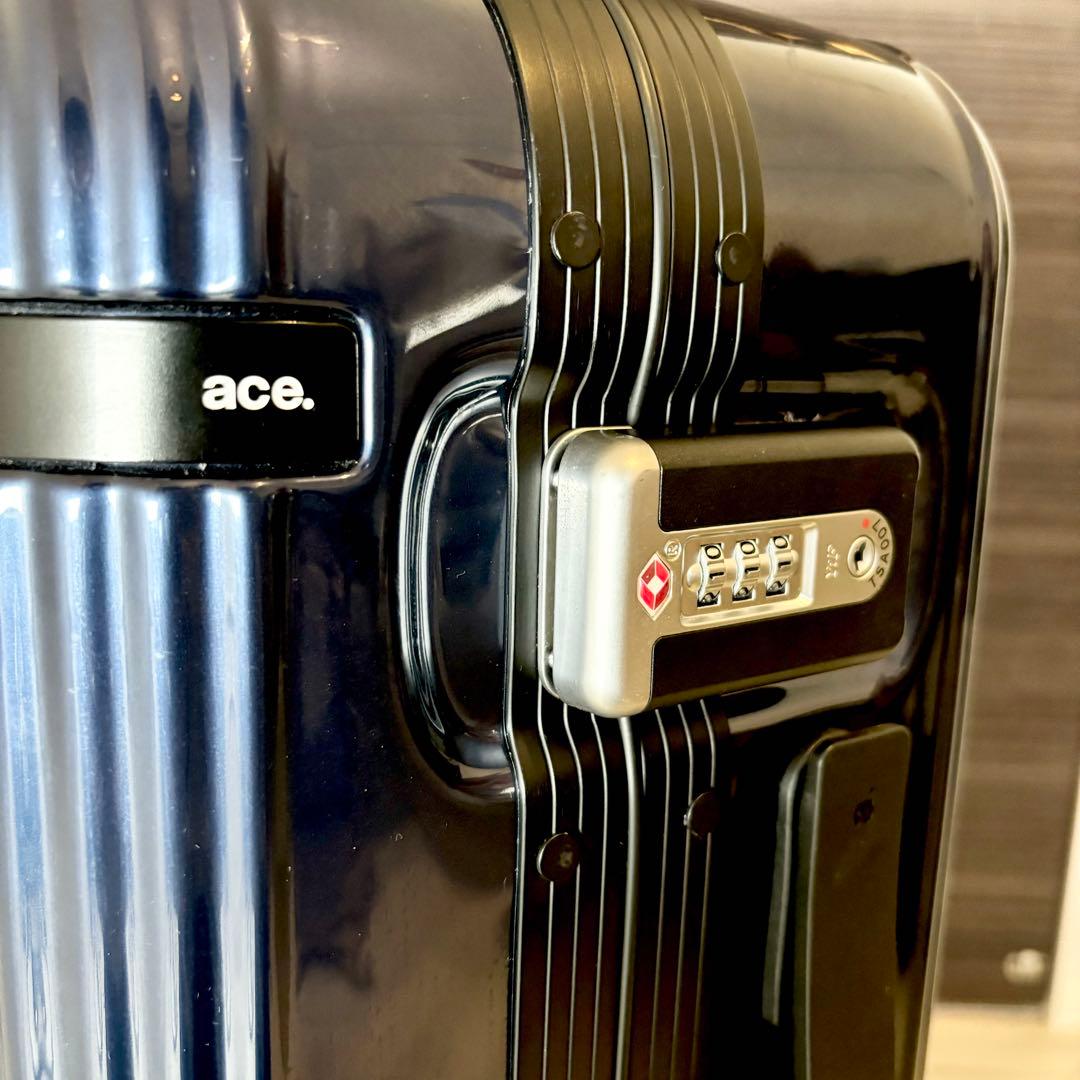 ACE スーツケース 32リットル ネイビー　紺色