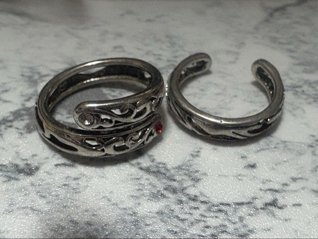 Acid Black cherryオリジナルリング