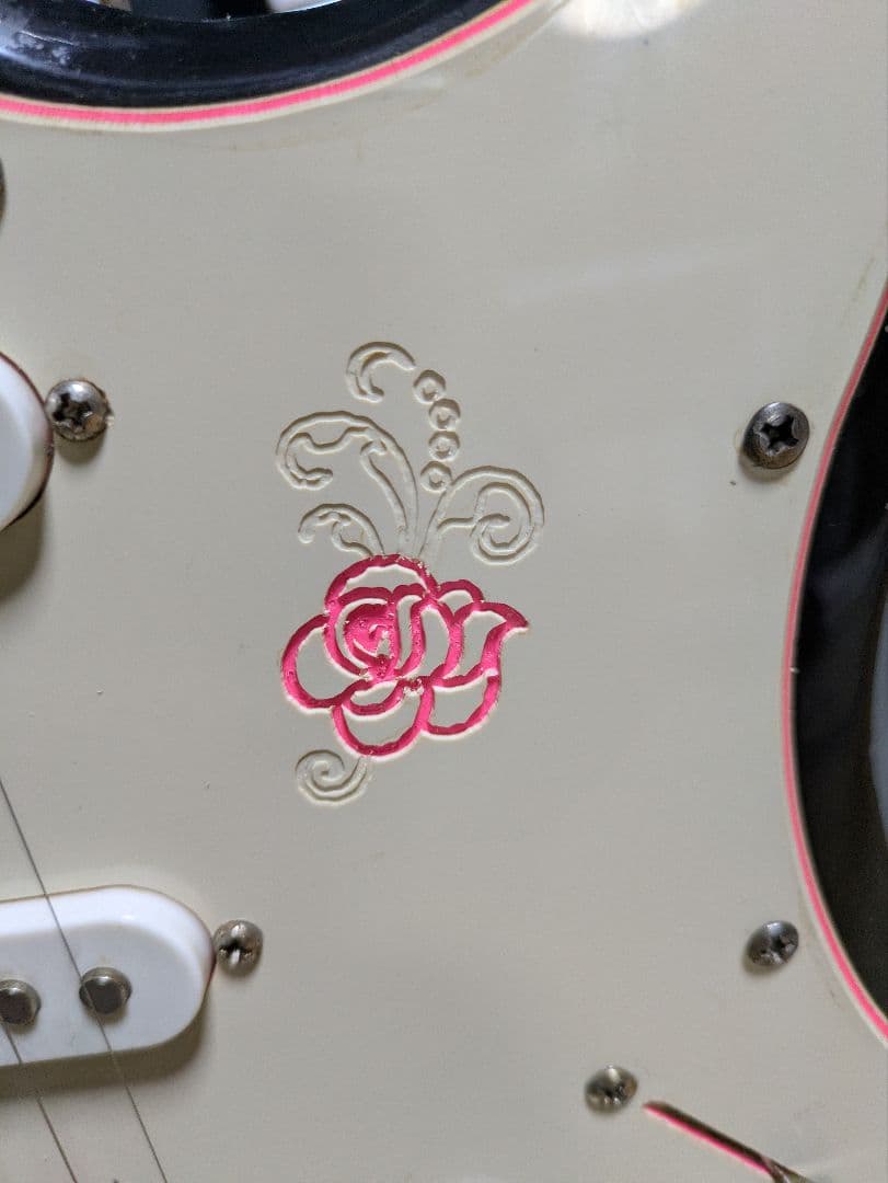 ジプシーローズ　エレキギター　ブラック　 ラメ入りGYPSY ROSE　ストラト