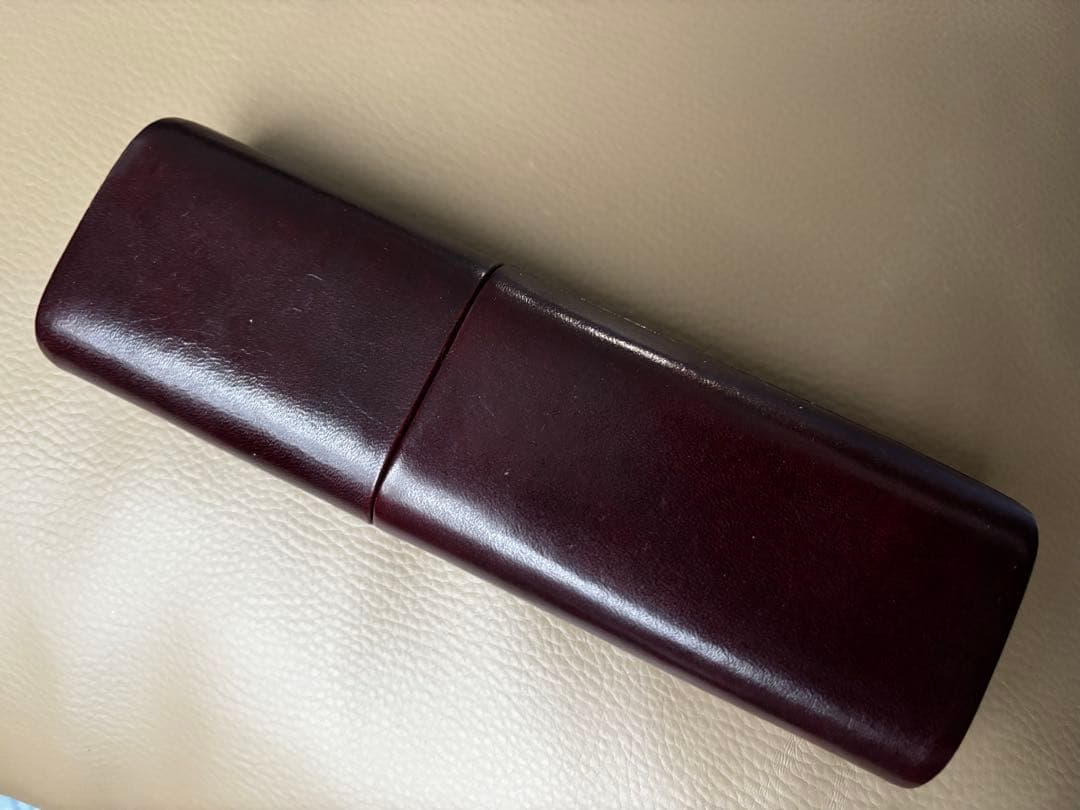Montblanc モンブラン　イタリアフローレンス製ボルドーカラーペンポーチ