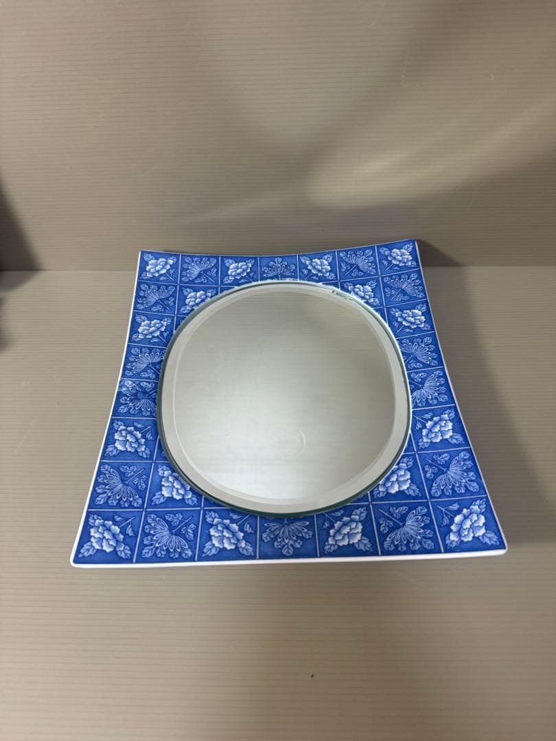 2090 香蘭社　染付花文　鏡