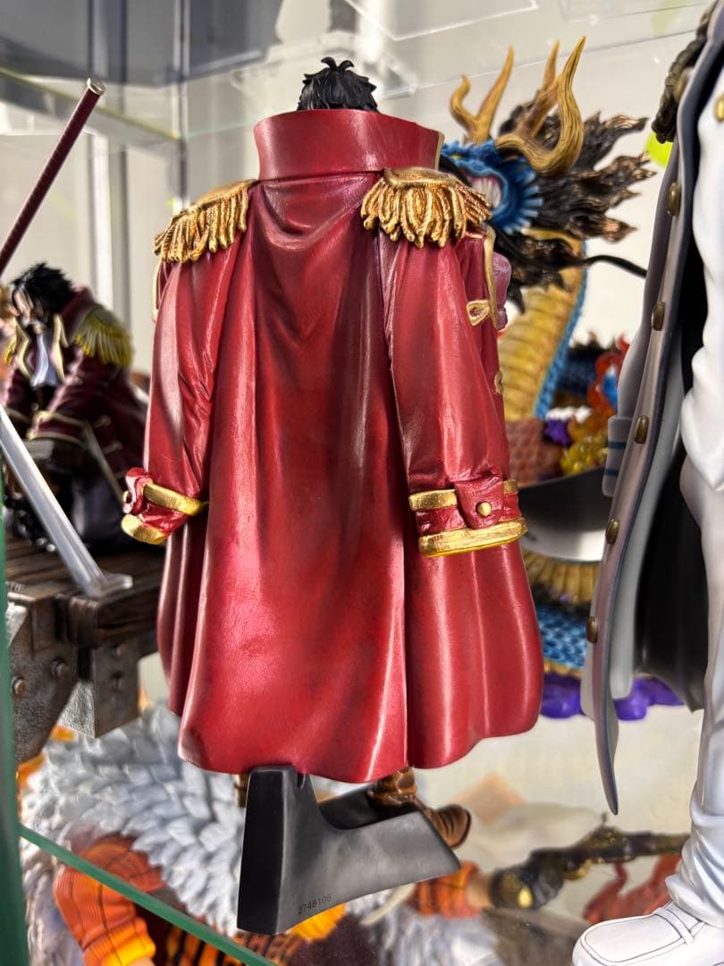 ワンピース　ロジャー　フィギュア　リペイント