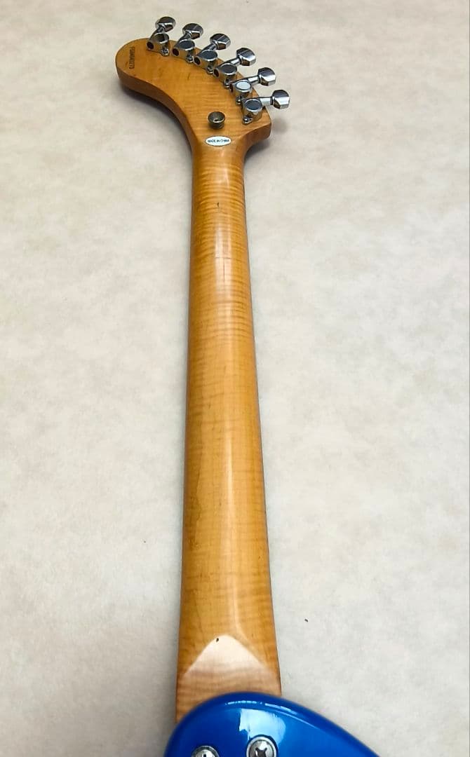 【美品】ZO-3 ブルー アンプ内蔵ギター ディストーションSW付 専用ケース