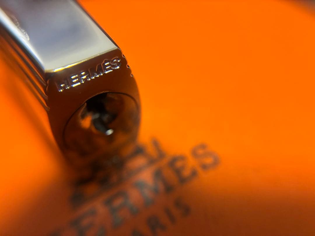 美品　エルメス シルバー　カデナ　南京錠　パドロック　鍵　キー　NO110