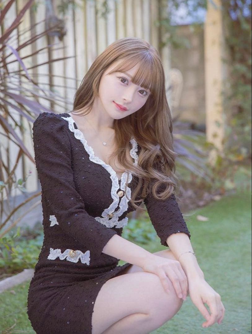 ブラックタイトドレス Lサイズ