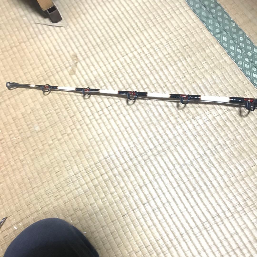 ベイトリール シルバー 金属製 右手用