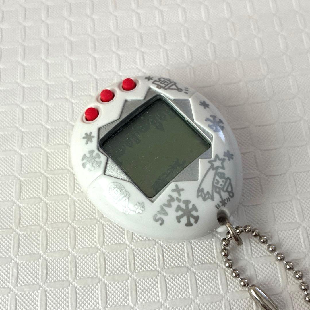 【訳あり】 サンタクロっちのたまごっち 白