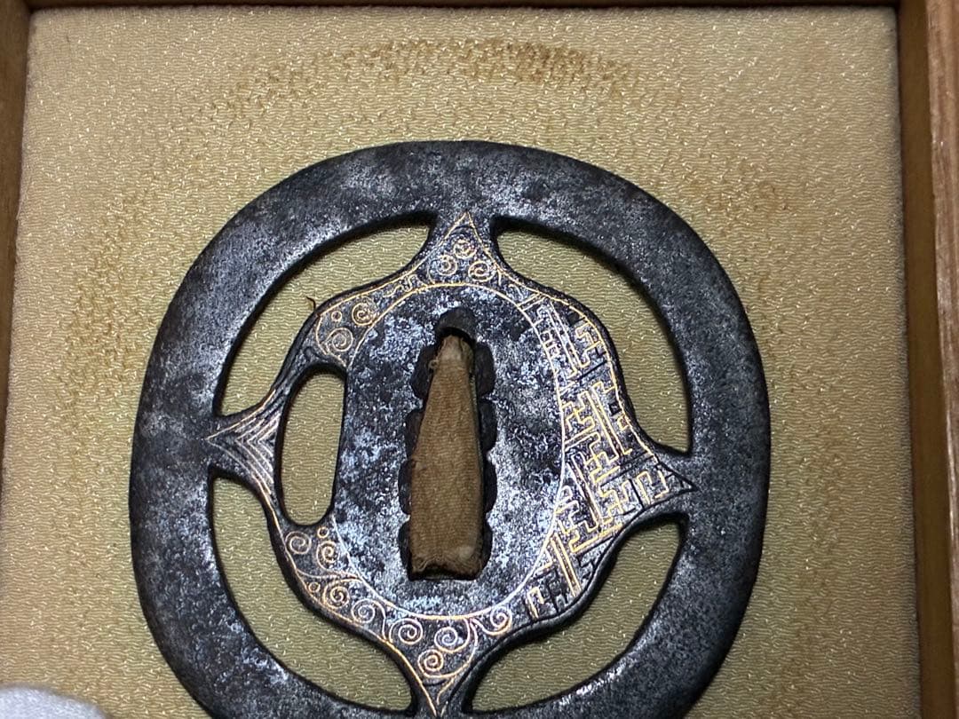 鉄製 十文字 金象嵌 鍔(つば) 刀 時代物 箱入
