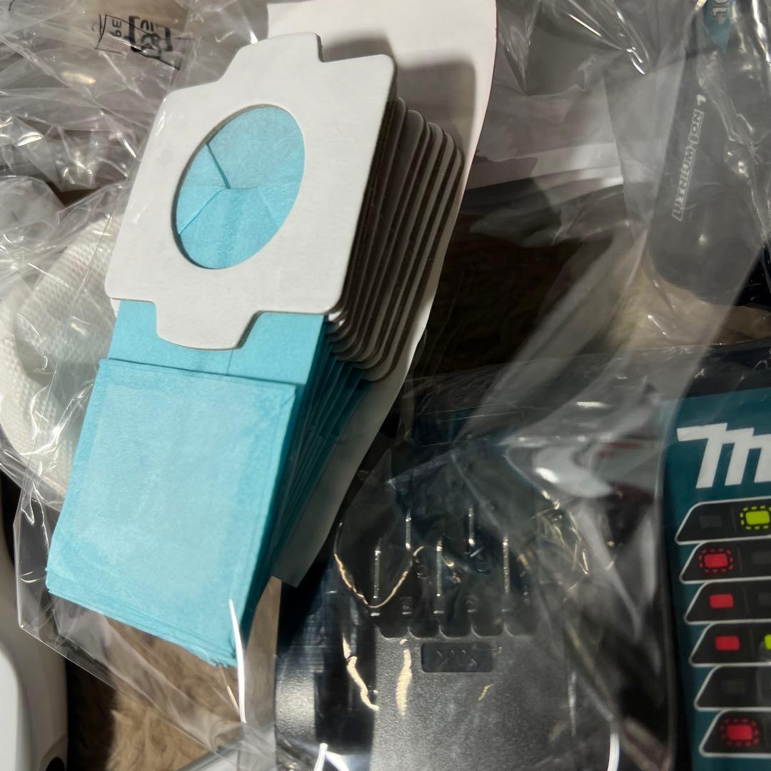 マキタ コードレス掃除機CL107 紙パック式 CL107FDSHW