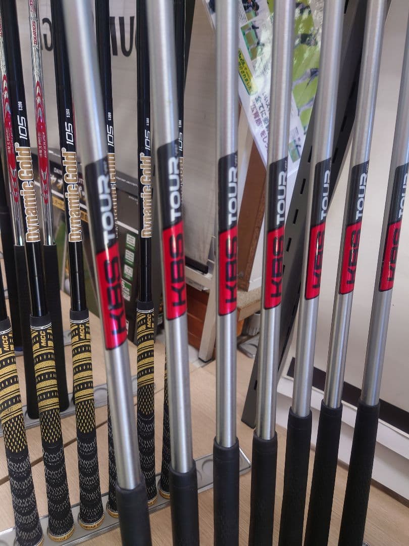 エミリッドバハマ、CV―8！シャフトKBS115.FLEXＲ