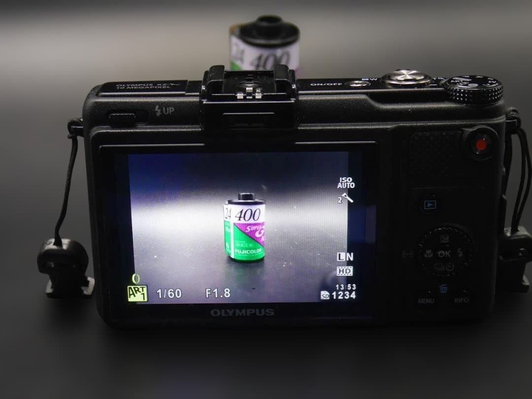 中古美品　OLYMPUS XZ-1 コンパクトデジカメ