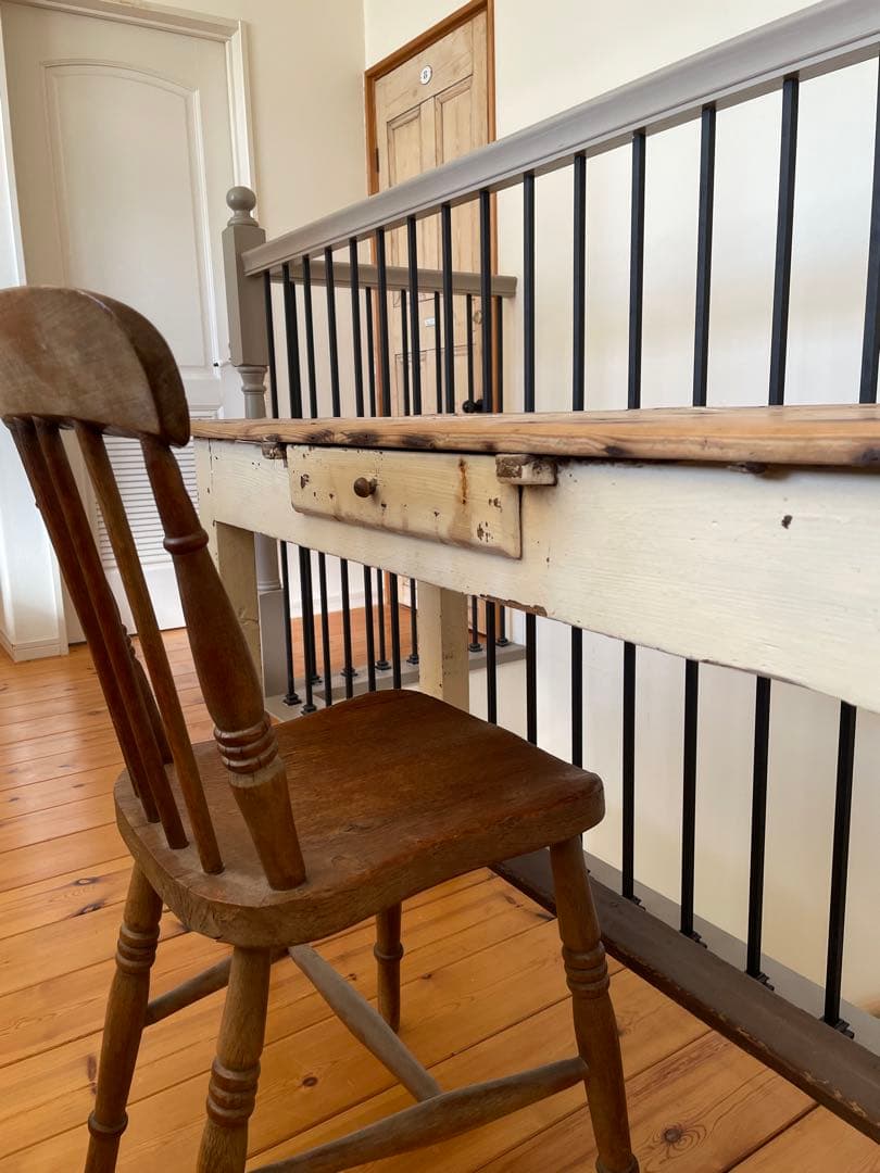 アンティークデスク　アンティークテーブル　店舗什器　シャビーシック