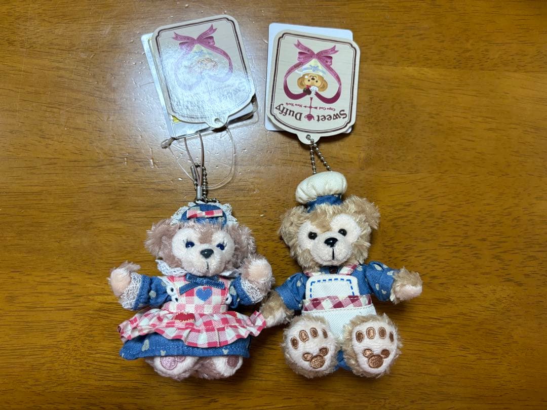 ディズニー　バレンタイン　ダッフィー　シェリーメイ　ぬいぐるみストラップ