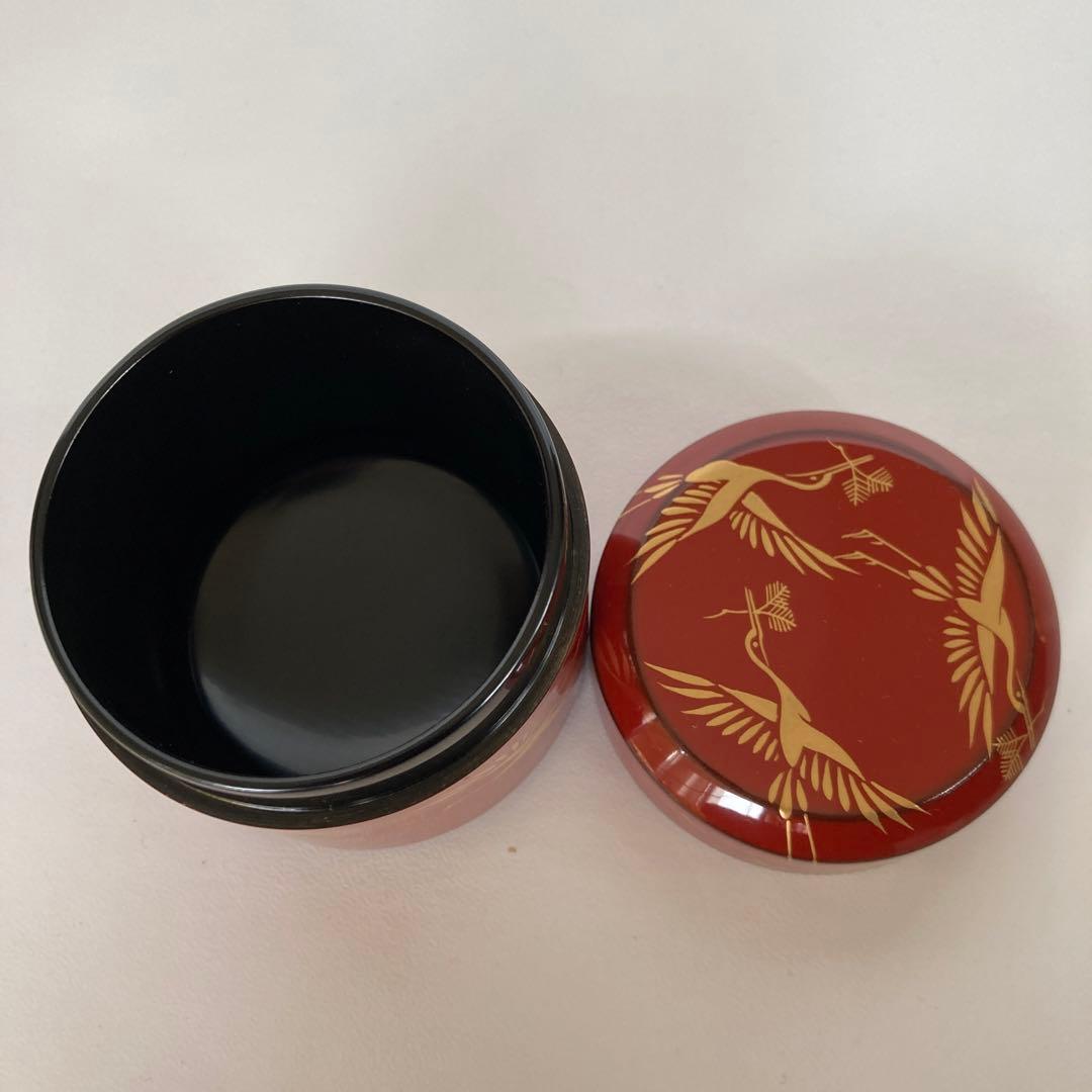 松喰鶴蒔絵　朱塗吹雪茶入れ　茶道具