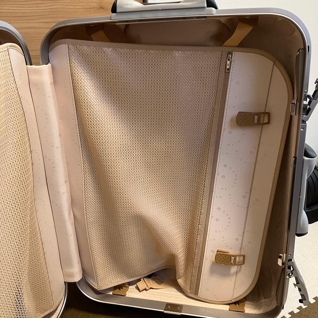 Samsonite グレー キャリーケース
