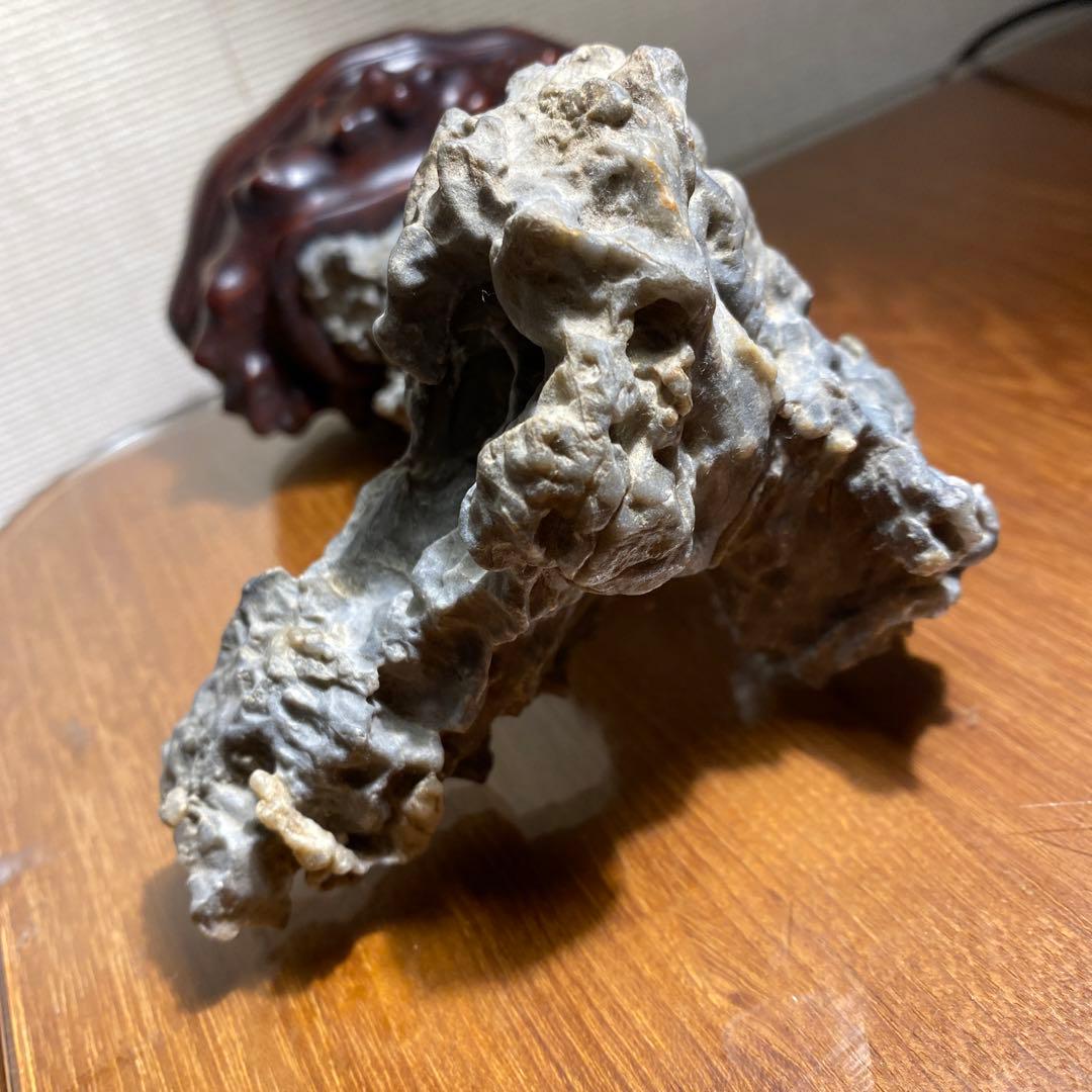 鑑賞石、唐木台付
