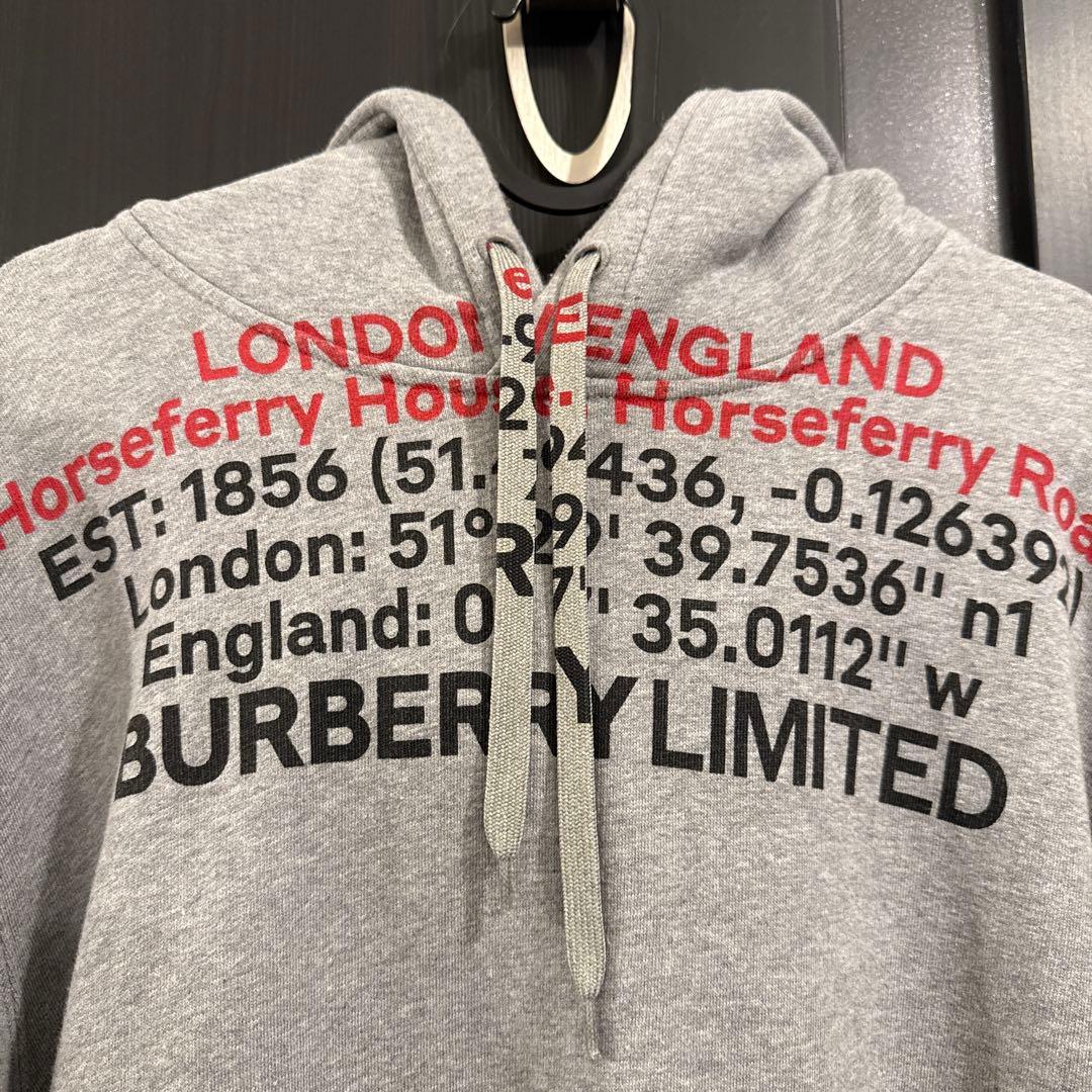 BURBERRY グレー パーカー ロゴ入り