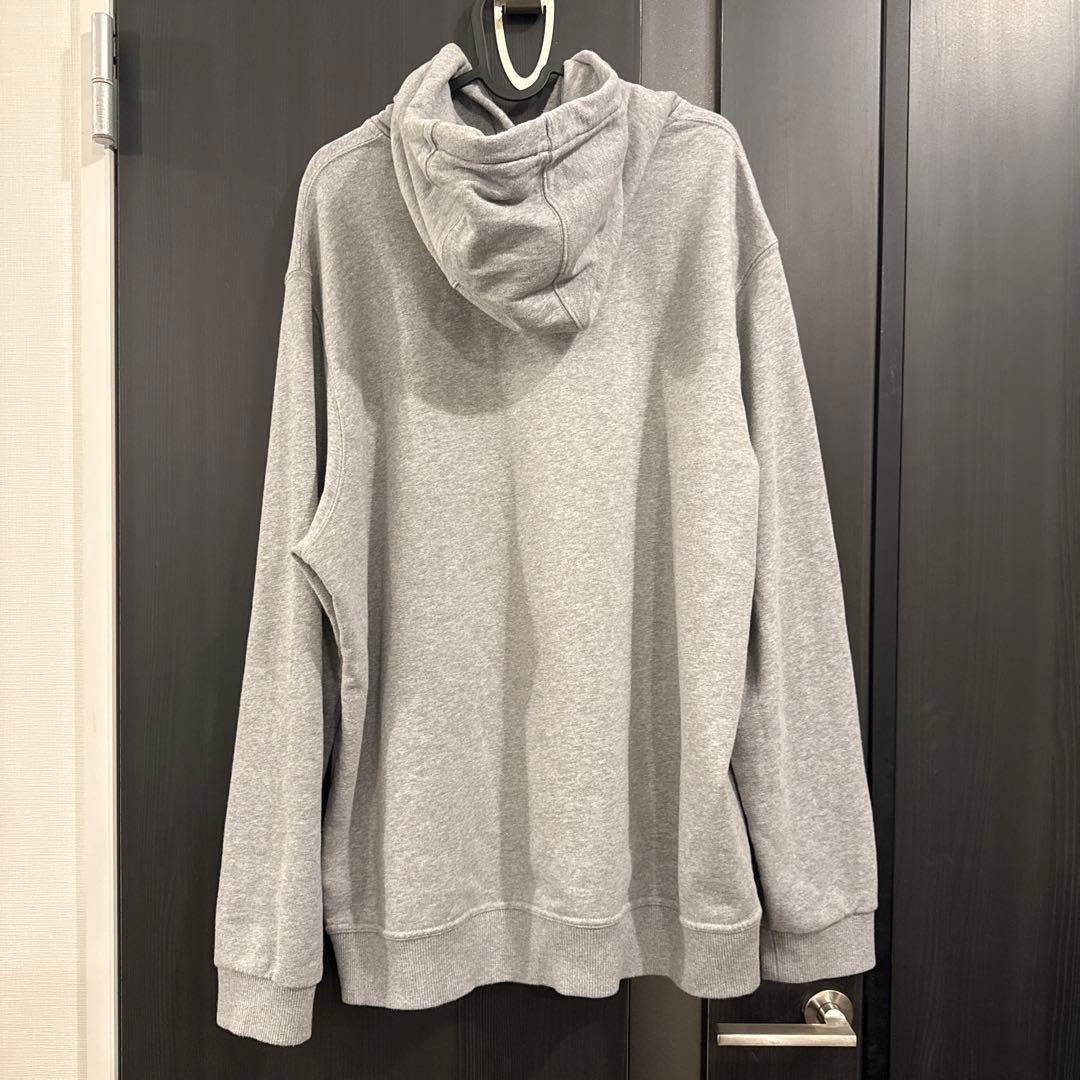 BURBERRY グレー パーカー ロゴ入り