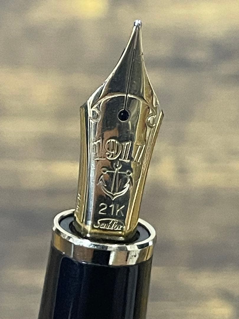 筆記確認＆洗浄済み　旧ニブ　ホワイトゴールド　21金　　セーラー　万年筆