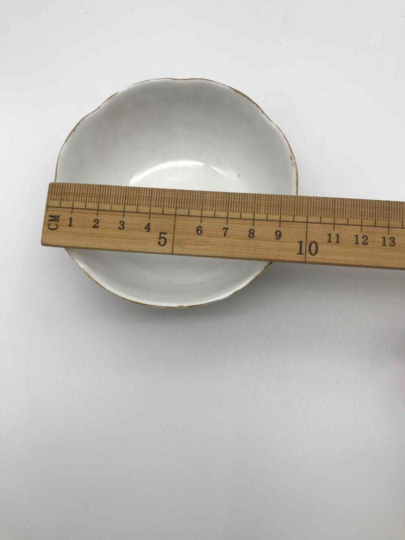 清光緒時代　【大清光緒年製】在銘　粉彩開光寿字桃紋茶碗　湯呑　(D-67)