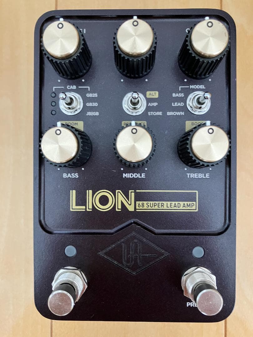 値下げ：UAFX LION 68 SUPER LEAD AMP
