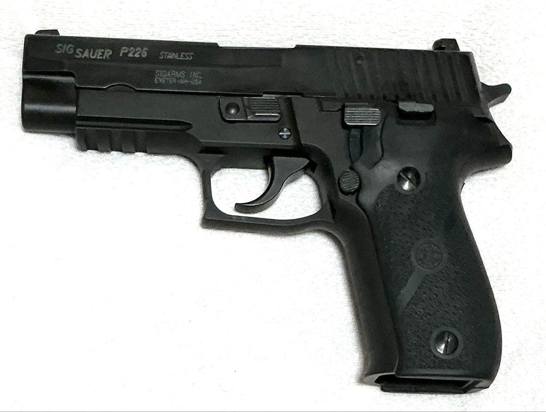 最終出品・KSC SIG P226R HW システム7 HOGUE製グリップ