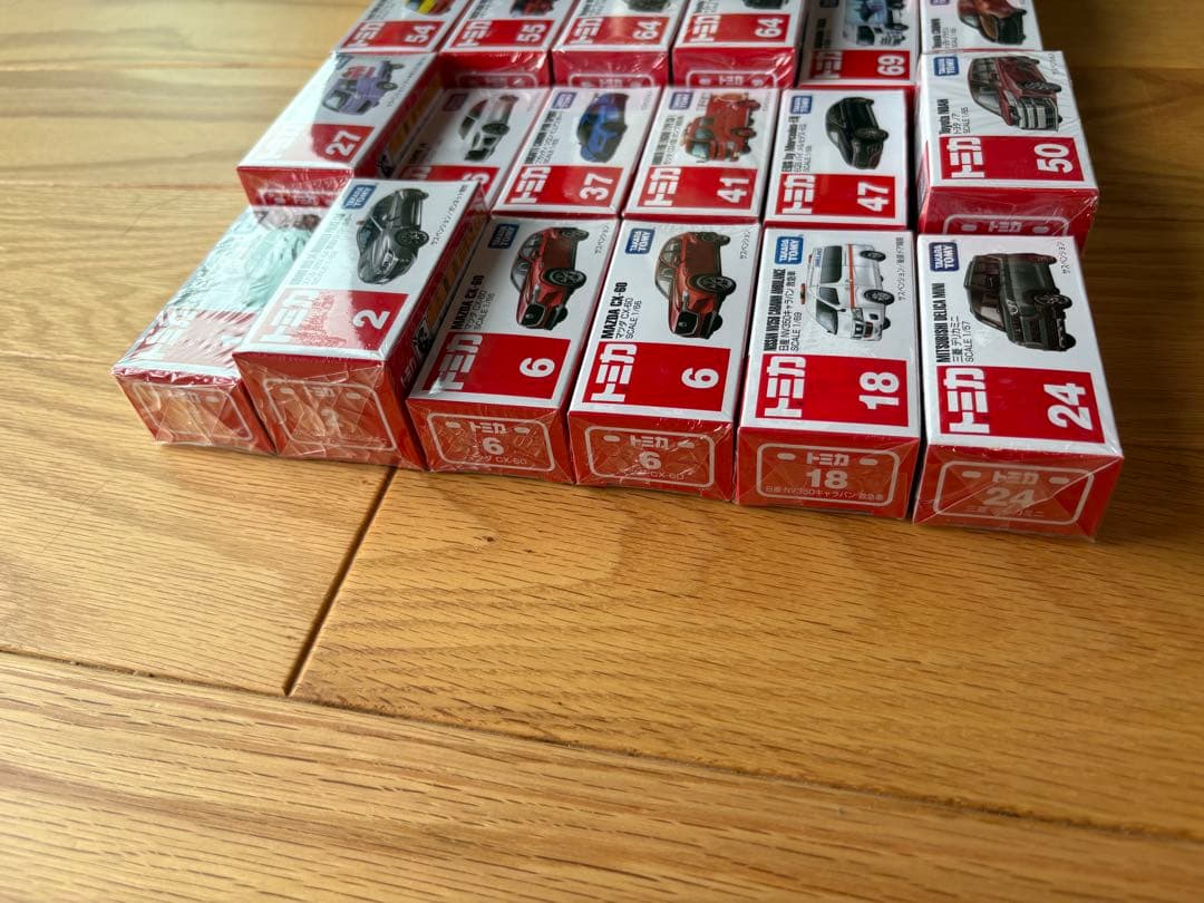 トミカ　まとめ売り　シュリンク付き30台