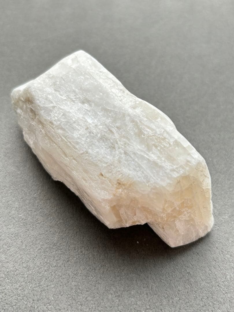 kazuyo◾️ロシア産ナトロライト原石