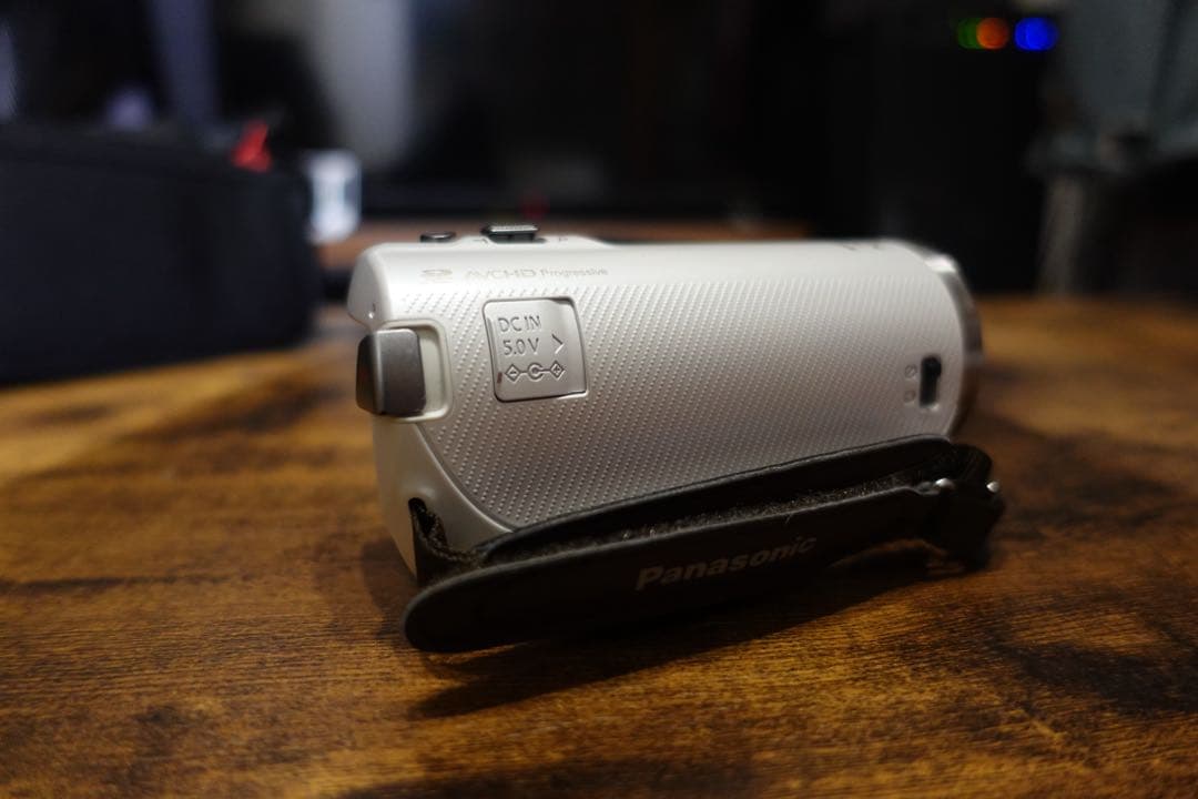 【美品・動作確認済】Panasonic ビデオカメラ HC-V360Mケース付き