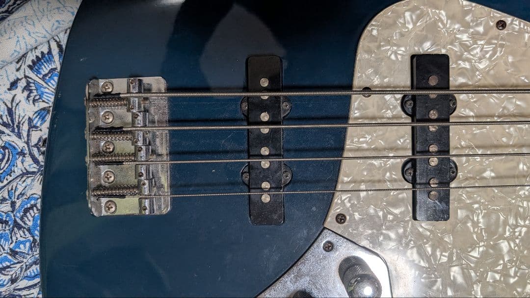 ベース Brian by bacchus BJB-380