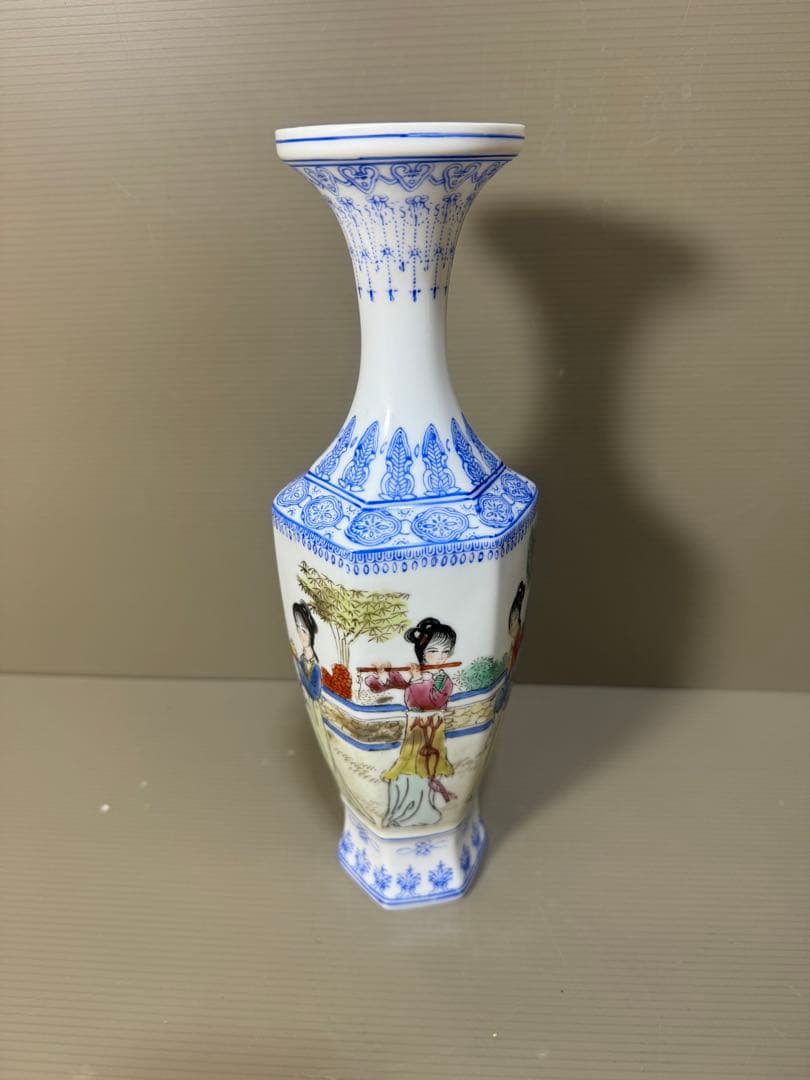 2234  中国美術　景徳鎮　薄胎　花瓶