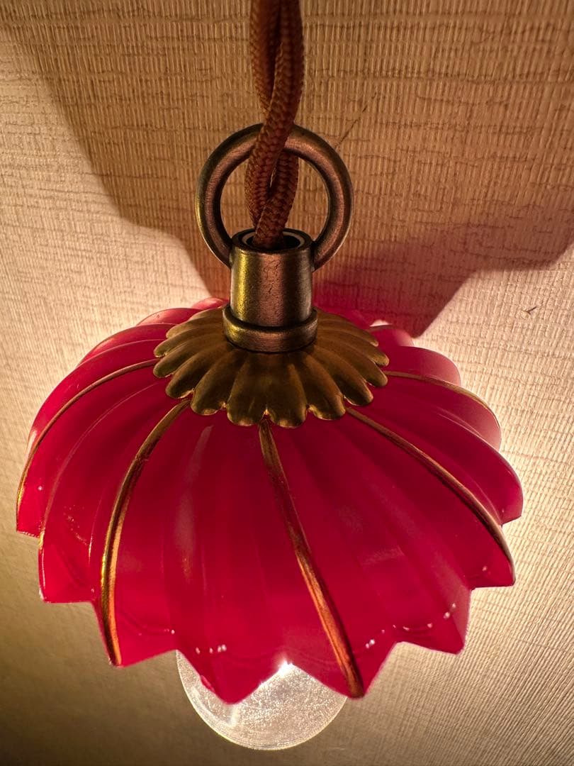 1920年代 フランス アンティーク クランベリーガラスの螺旋模様アトリエランプ