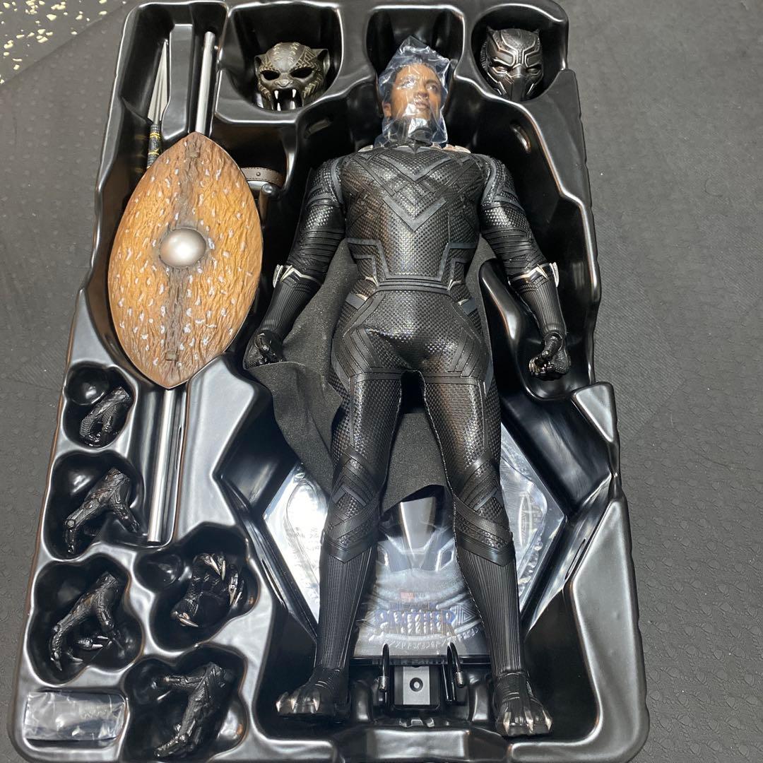 ホットトイズ ブラックパンサー