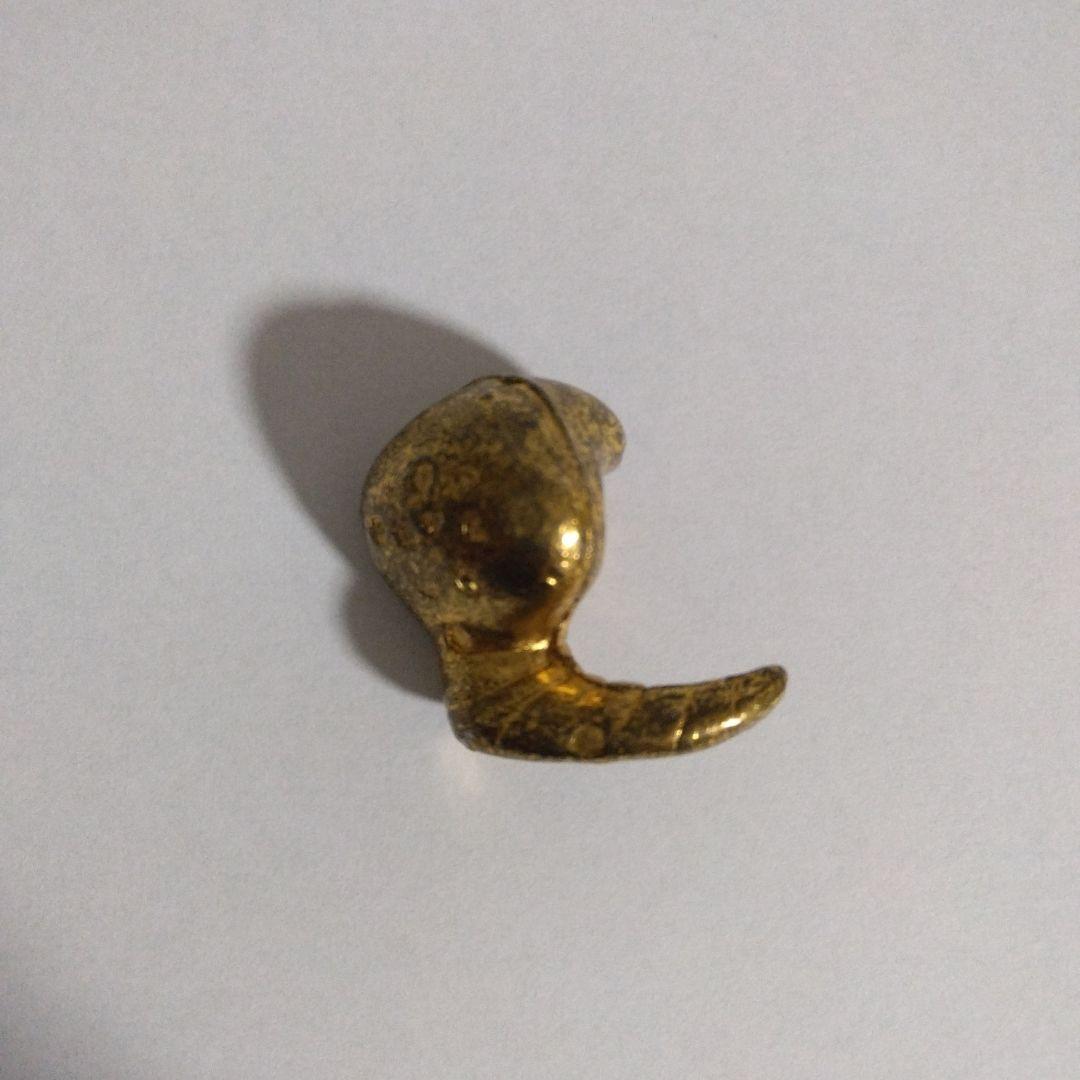 金色アーボック