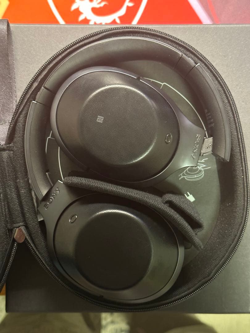 極美品　SONY MDR-1000X BLACK