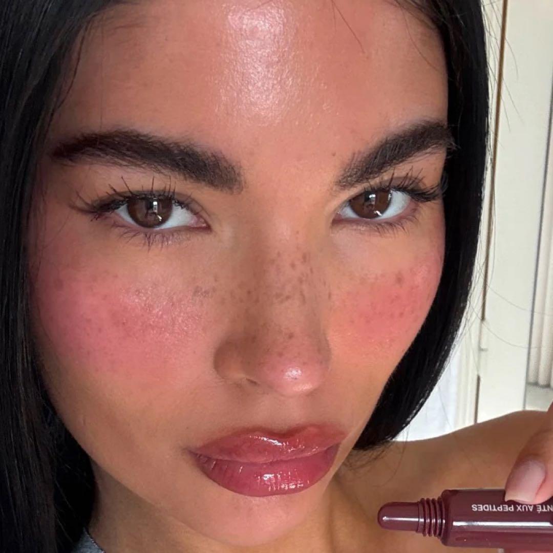 RHODE DATE CAKE ポケット ブッラシュ ＋PBJ リップ ティント